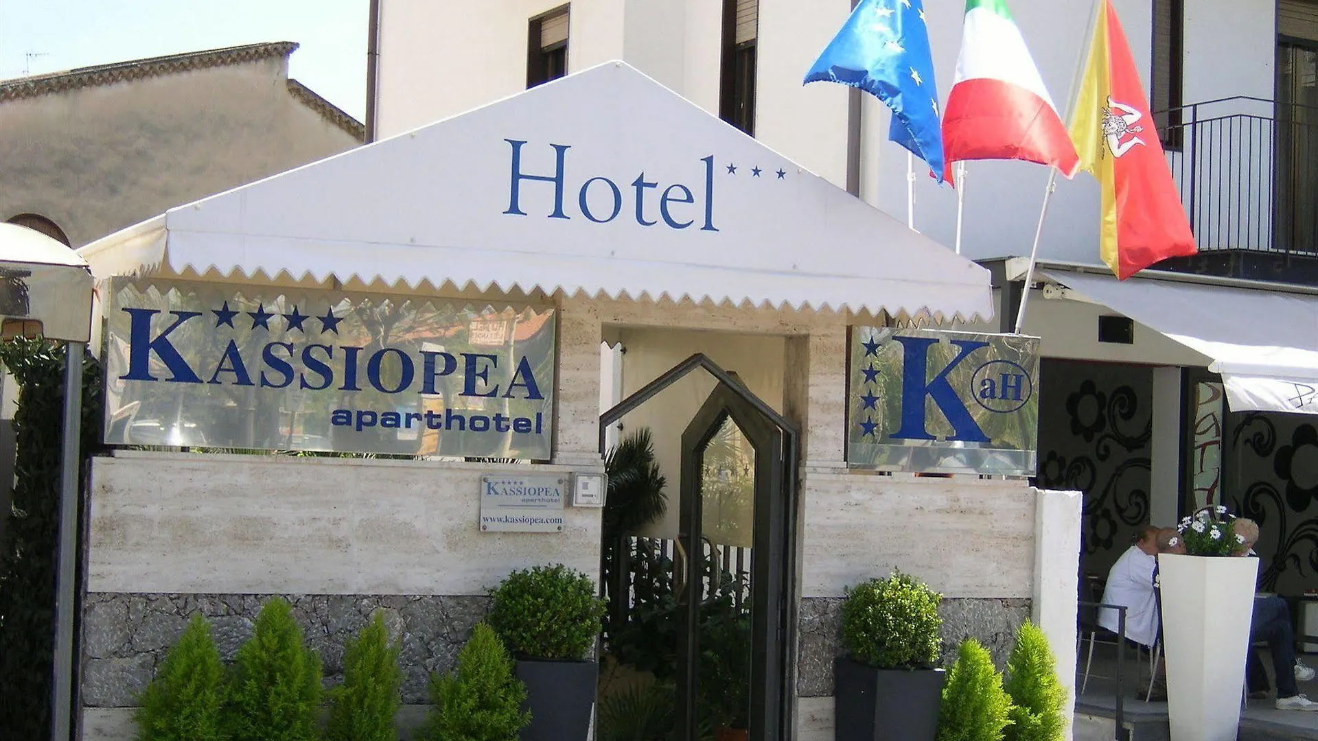 Aparthotel Kassiopea Giardini Naxos 3*,