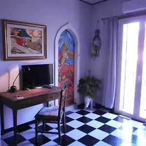 Salvone's House Frühstückspension