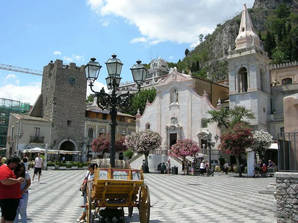 Kassiopea Aparthotel Giardini Naxos